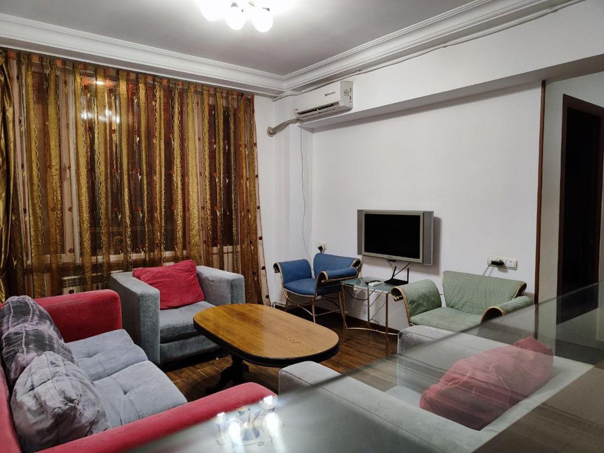 Hotel In Center Of Yerevan Exterior photo