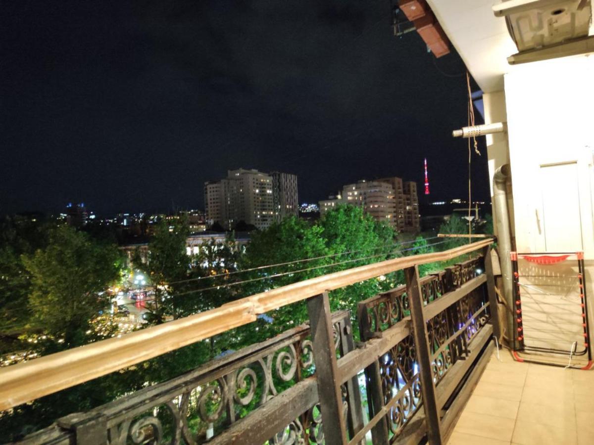 Hotel In Center Of Yerevan Exterior photo